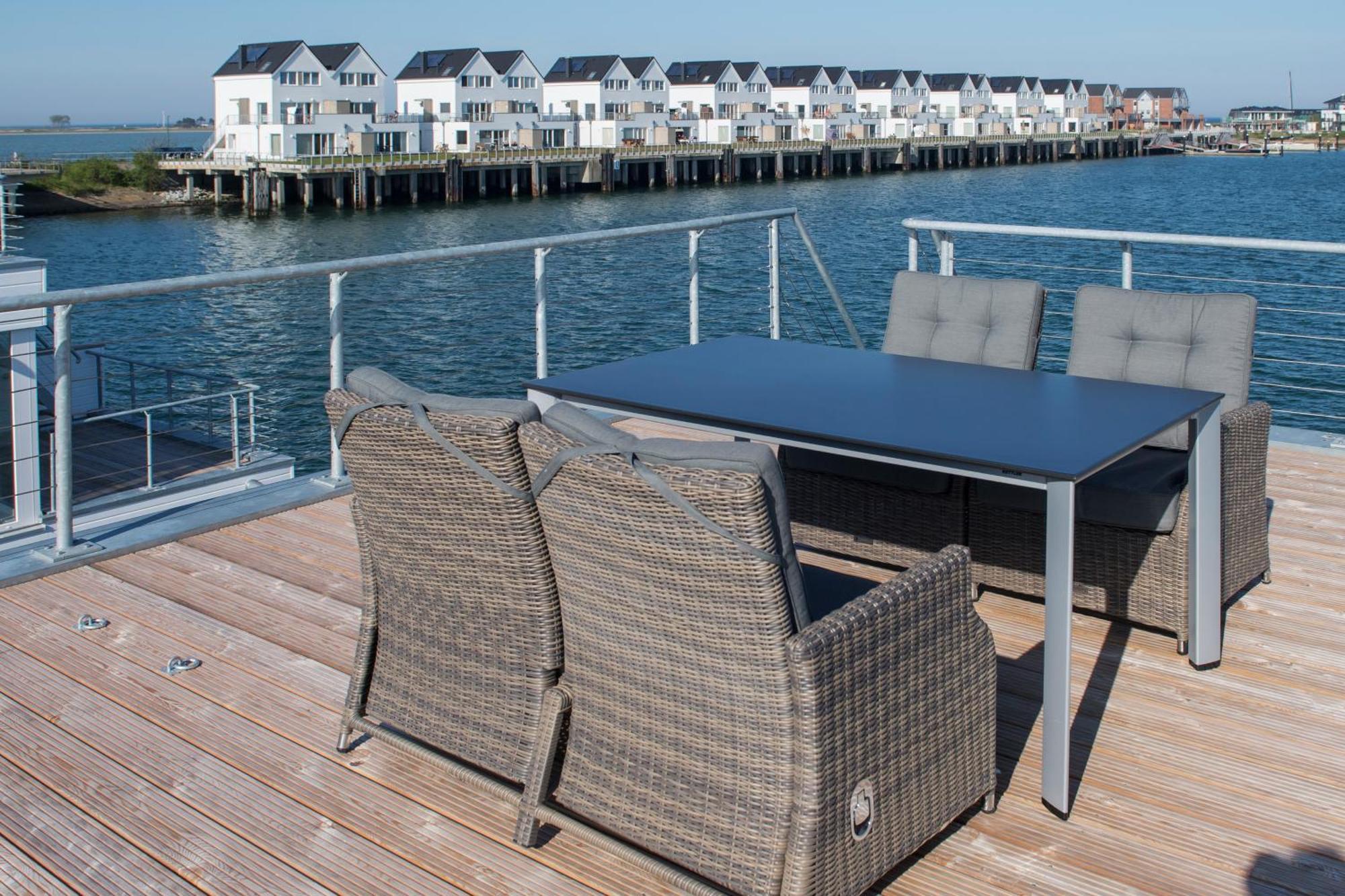 Schwimmendes Ferienhaus Antares One By Seeblick Ferien Oro, Rundum Wasser, Sauna Olpenæs Eksteriør billede